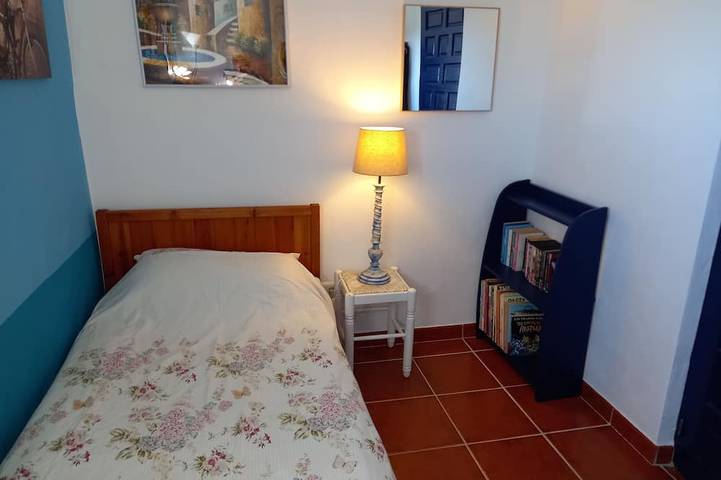 Ganze Wohnung, Great 2 Bedroom Apartment with wonderful views, Swimming Pool and Jacuzzi in Comares, Cordillera Penibética