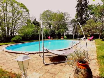Chambre d’hôte pour 8 personnes, avec jardin ainsi que piscine et vue dans le Tarn