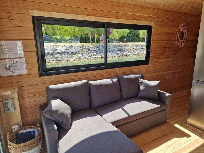 Bateau pour 6 personnes, avec terrasse ainsi que vue et vue sur le lac dans Grand Est - 3