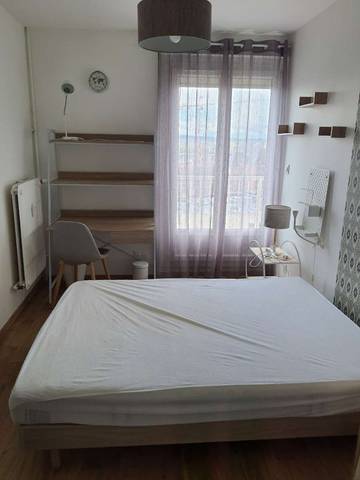 Appartement De Vacances pour 8 Personnes dans Reims, Marne, Photo 2