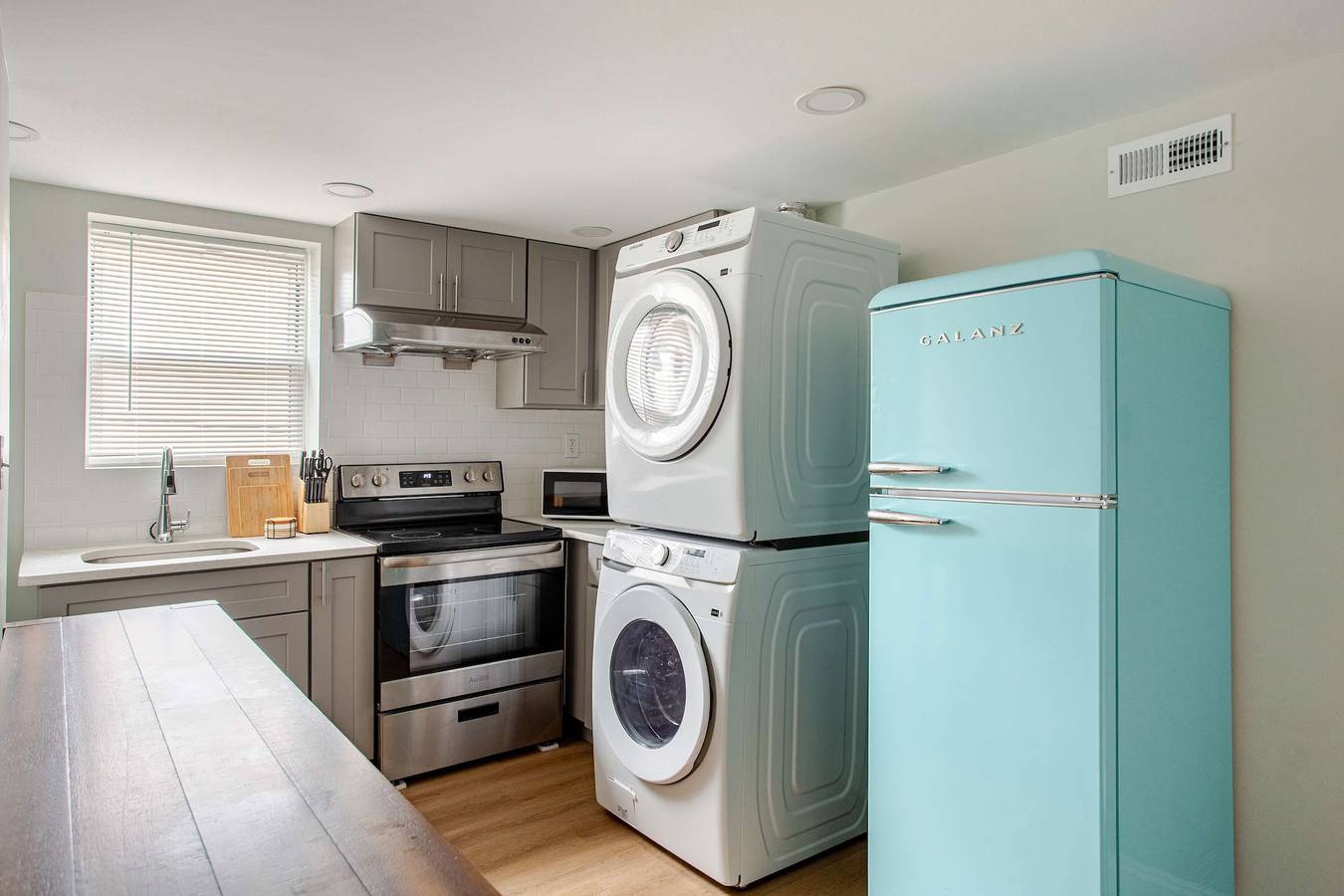 Apartamento entero, Minimalist S Center City 2Queens in Filadelfia, Pensilvania