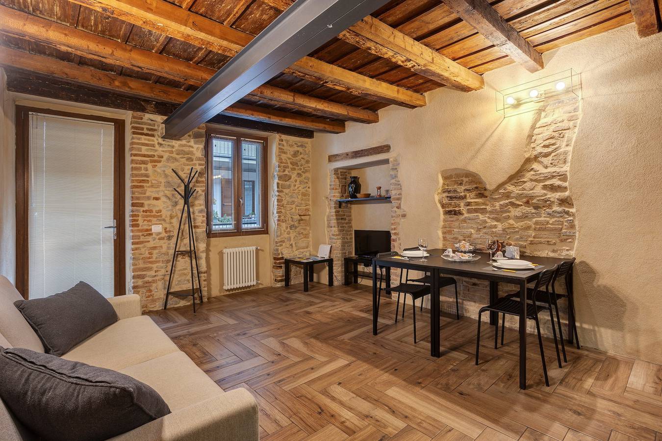 Appartamento intero, Appartamento 'Maison Le Chic' con Wi-Fi in Bergamo, Provincia di Bergamo