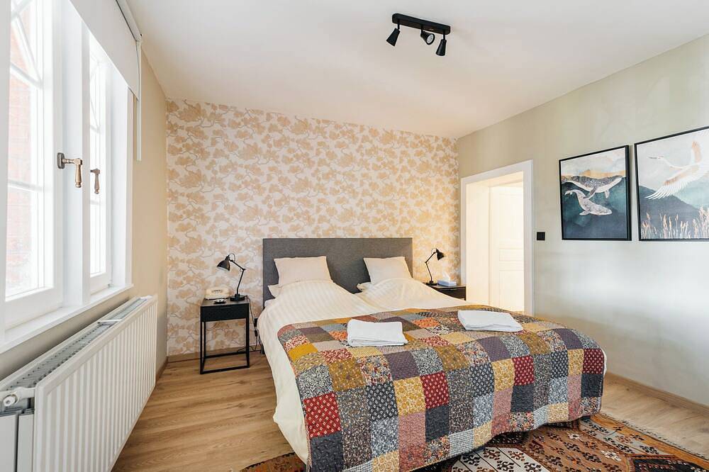 Chateau La Fontaine - stylish accomodation - green environment in Mons (Hennegau), Henegouwen
