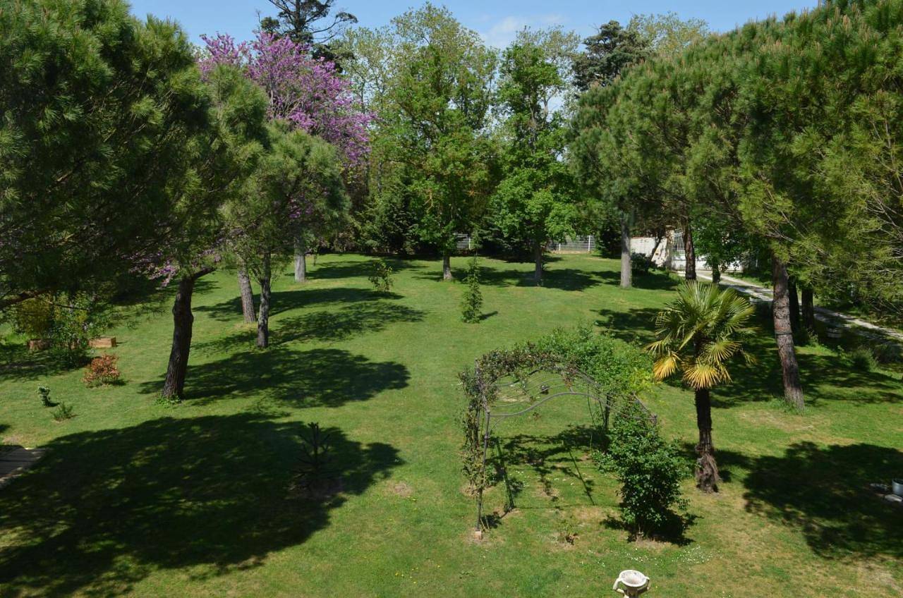 Double Room with Private Bathroom in Renneville, Canal du Midi