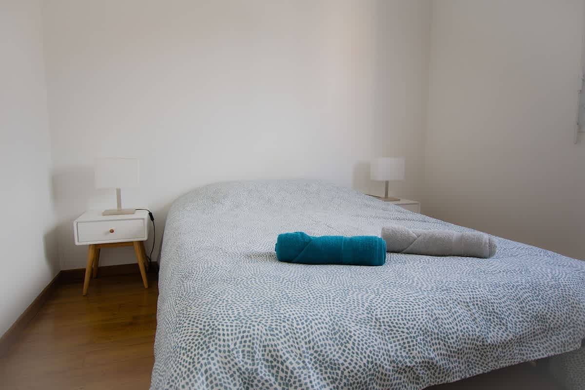Ganze Wohnung, Vue sur le clocher in Lens, Lens und Umgebung