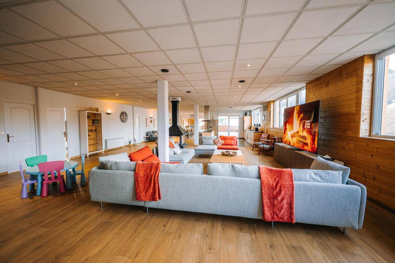 Appartement entier, Le Loft de la Route des Vins in Guebwiller, Parc naturel régional des Ballons des Vosges