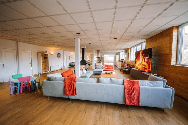 Location de vacances pour 14 personnes, avec Terrasse à Guebwiller