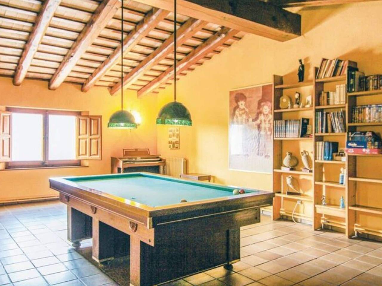Villa avec chaises longues in Calonge, Costa Brava