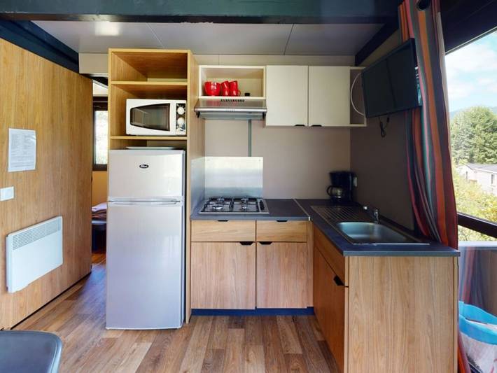 Chalet pour 5 personnes, avec terrasse et piscine, animaux acceptés dans le Cantal - 4