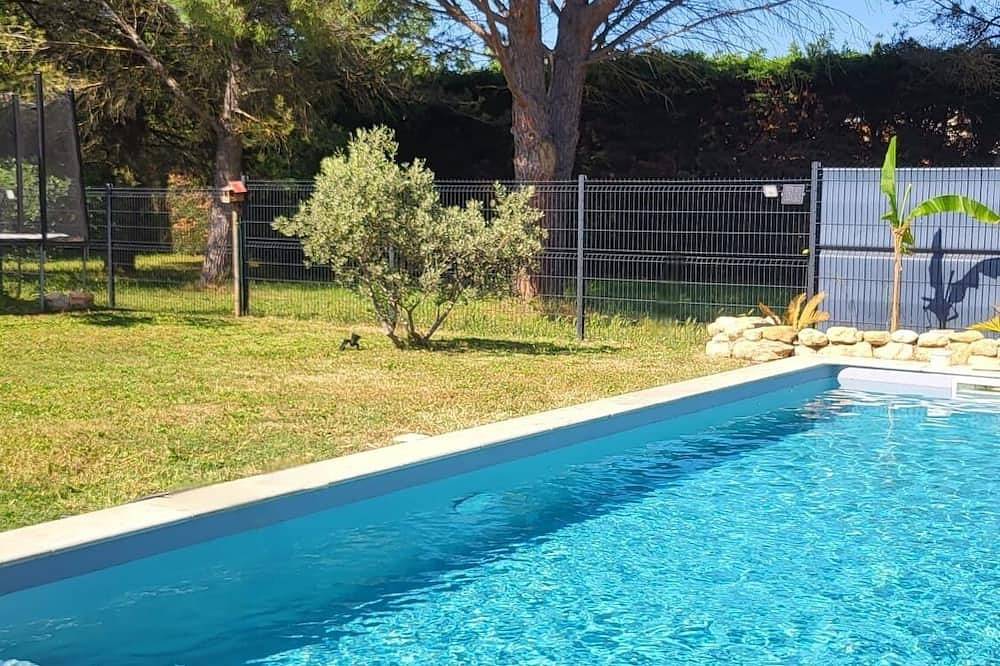 La Cigale Provençale - Holiday home in Provence - Luberon foothills in Maubec, Regionaler Naturpark Luberon