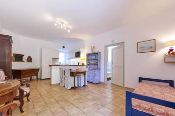 Gîte pour 4 personnes, avec jardin à Belvédère-Campomoro
