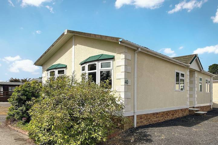 Cottage for 4 people, with garden, with pets in Newton Stewart