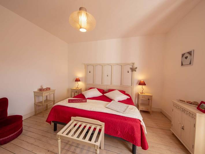 Ferme rénovée avec sauna et jacuzzi, 1h de Paris, idéale pour familles et stages, proche de la nature in Boisseaux, Pithiviers und Umgebung