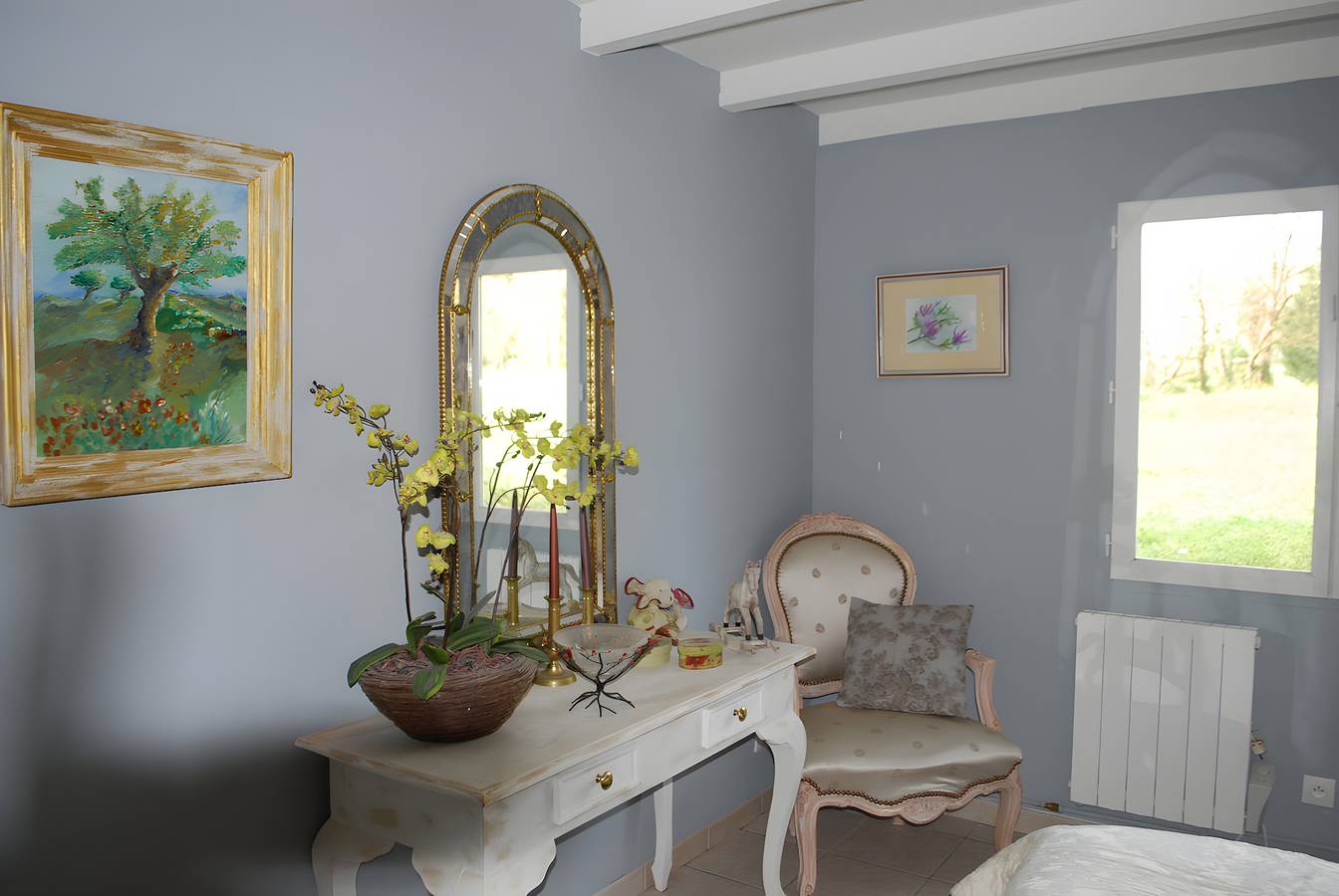 Room 'Domaine De La Barthe - Rose Room' with Pool, Shared Terrace and Wi-Fi in Garrey, Dax region