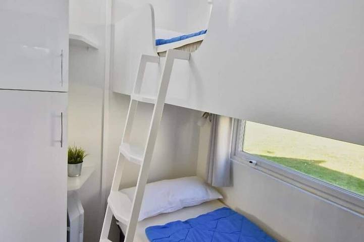 Ganze Wohnung, Natururlaub für bis zu 6 Personen im modernen Mobilheim in Strandbad am Perlsee, Waldmünchen