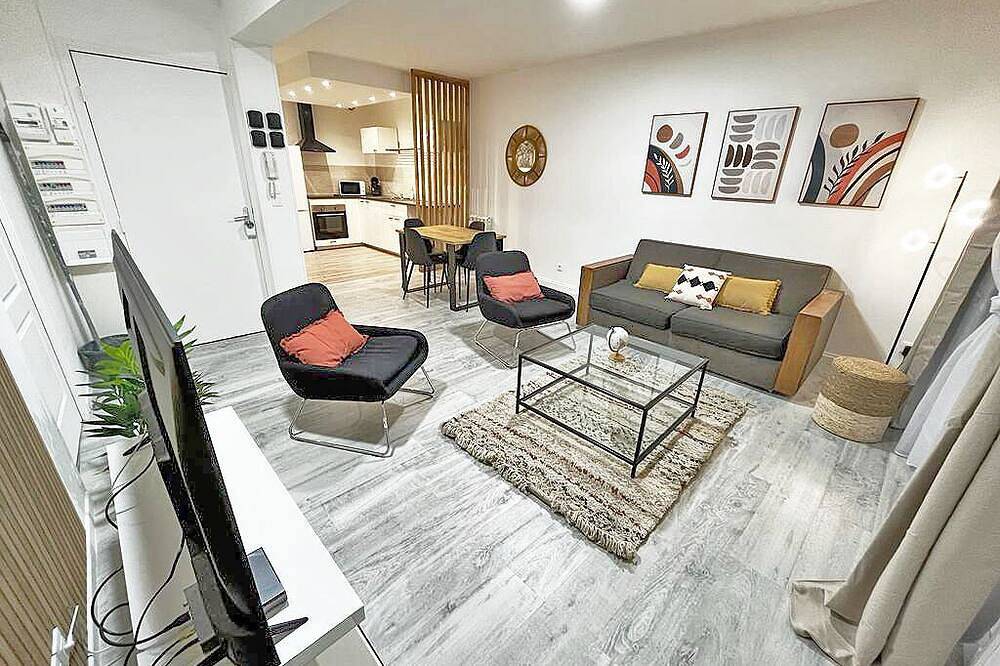 Appartement De Vacances pour 10 Personnes dans Cambrai, Département Nord