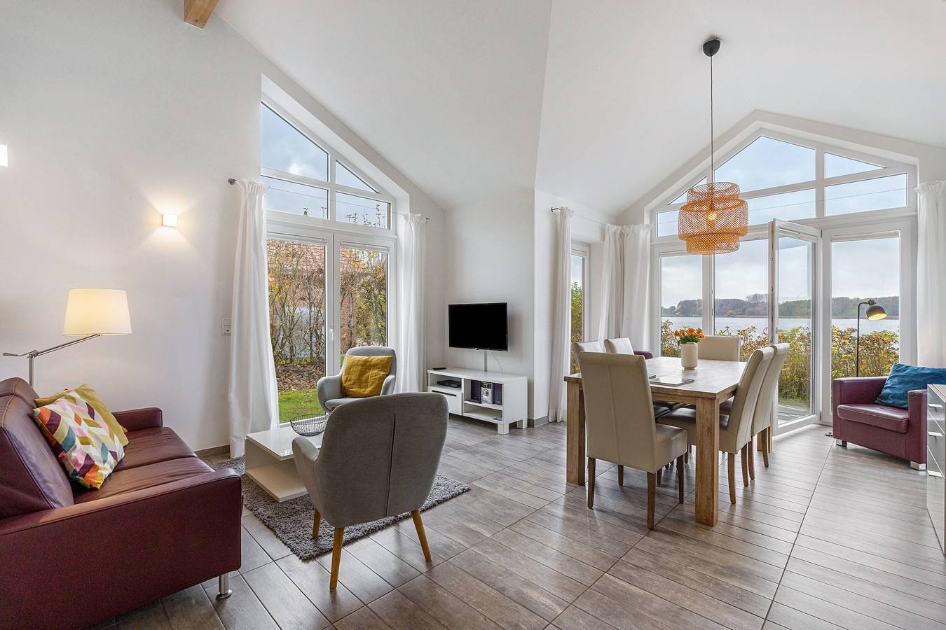 Ferienhaus 'Brombeeruferhaus' mit Meerblick, privater Terrasse und Wlan in Kosel, Rendsburg-Eckernförde