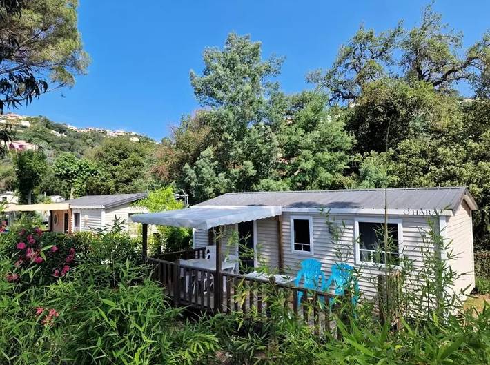 Camping pour 6 personnes, avec terrasse et piscine dans les Alpes maritimes - 3
