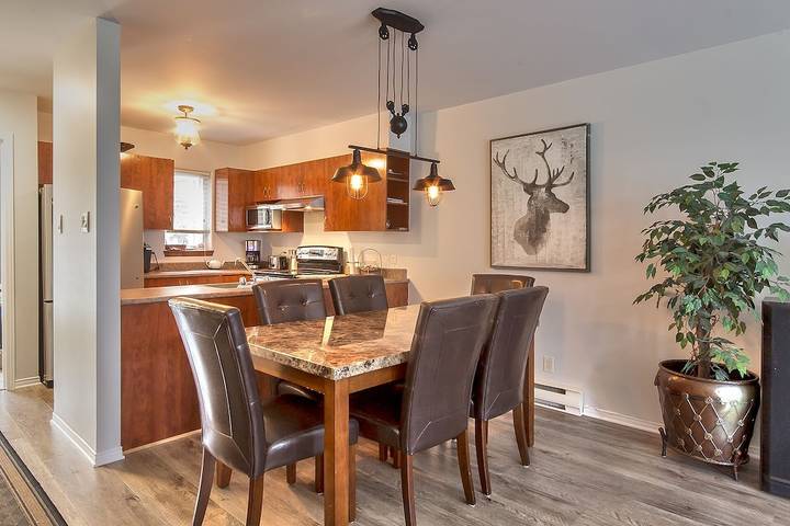 Chalet pour 6 personnes, avec jardin ainsi que balcon et piscine dans Mont-Tremblant - 2