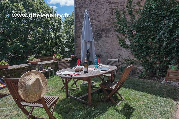 Gîte pour 2 personnes, avec jardin