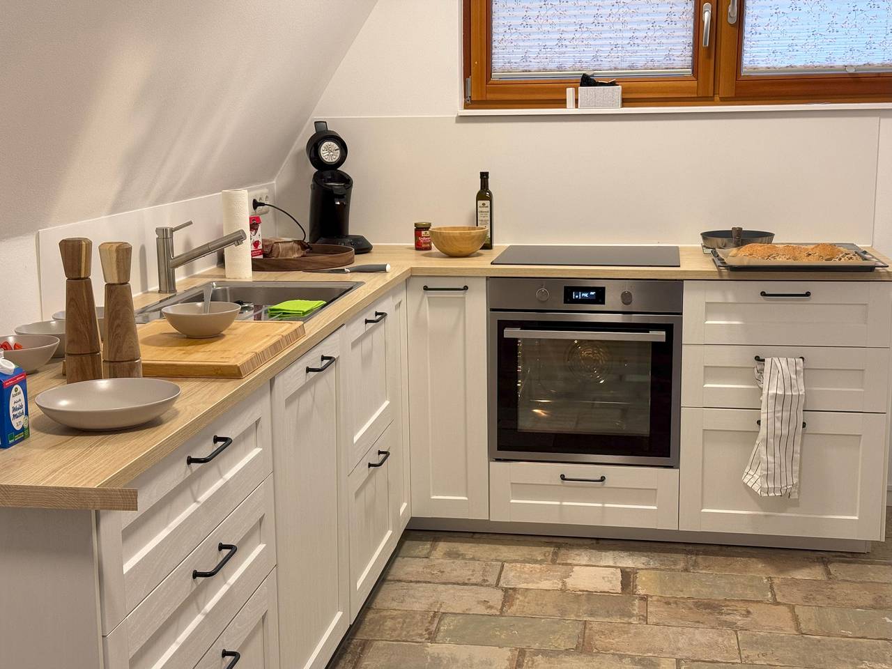 Ferienhaus Reuthsee- Nurdachhaus mit Panoramafenstern, großem Garten & hundefreundlich in Sulzdorf a.d.Lederhecke, Franken