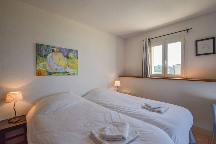 Location de vacances pour 6 personnes, avec jardin ainsi que piscine et terrasse, animaux acceptés à Saint-Médard-d'Excideuil - 2