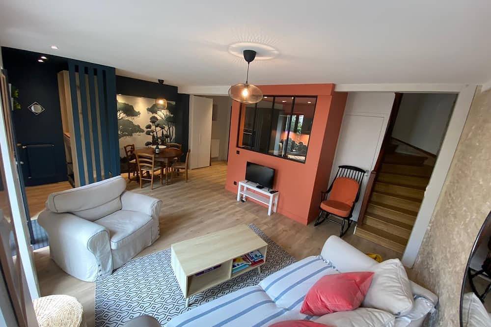 Jolie Maison de pêcheur atypique de 10 personnes , mer, commerces 150 mètres in Saint-Aubin-sur-Mer (Calvados), Région de Caen