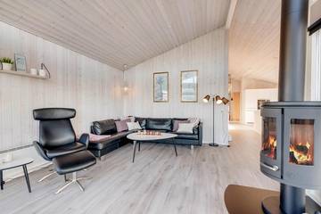 Villa for 4 Guests in Hvide Sande, West Coast Denmark, Picture 3