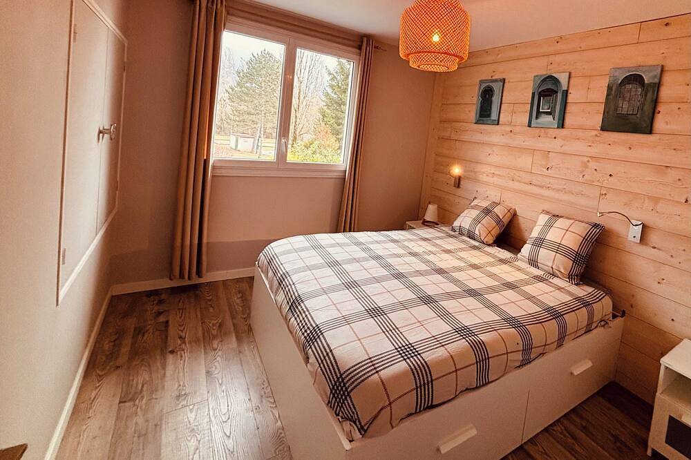 House 8 pers with garden - Near Geneva (15 min) - Ideal for families & professionals in Vétraz-Monthoux, Saint-Julien-en-Genevois region