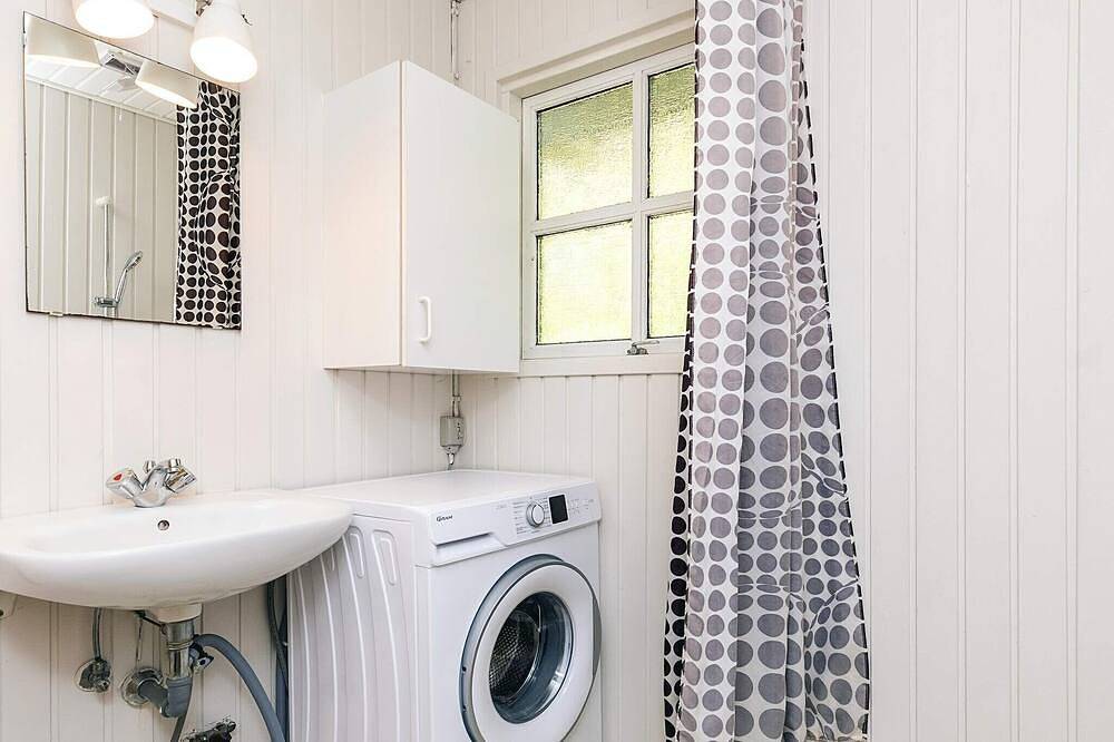 6 person holiday home in Hals in Hou (Dinamarca), Aalborg Região