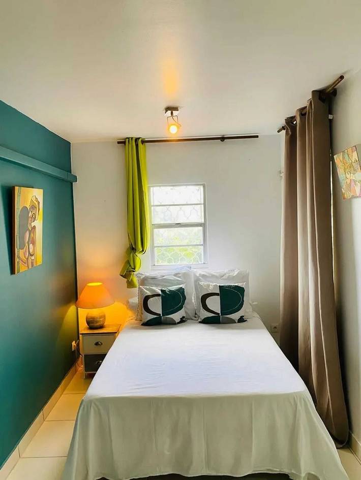 Apartamento entero, Acogedor apartamento en Fort-de-France, 45 m² con terraza in Martinica