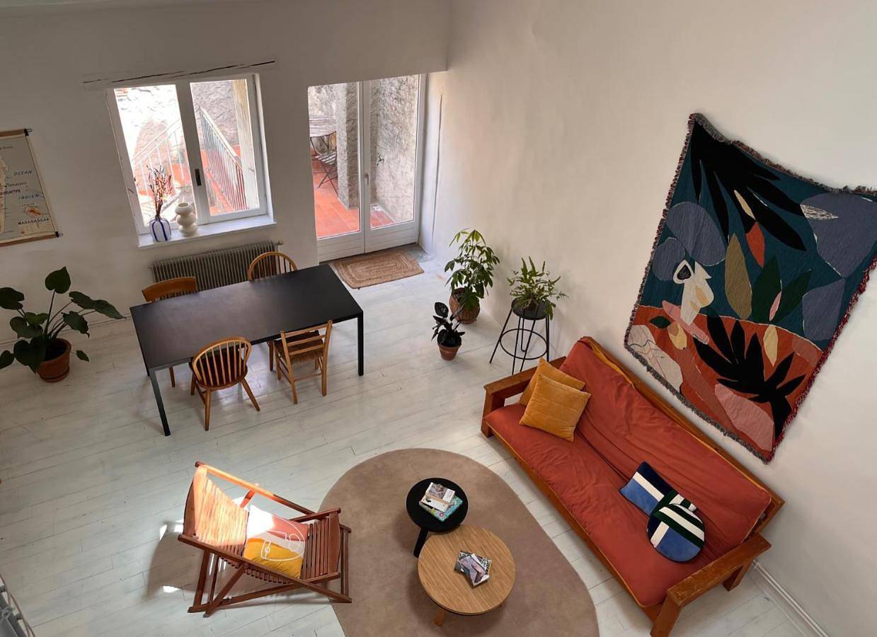 Double Room with Private Bathroom in Siran, Région de Béziers