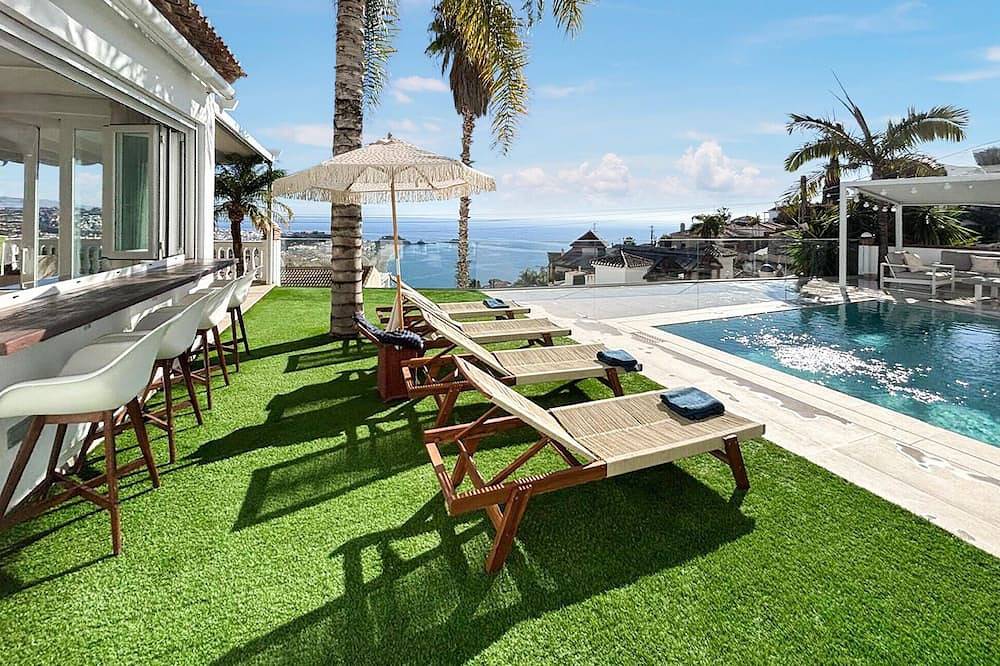 Bonita casa en Almuñécar in Playa San Cristobal, Almuñecar