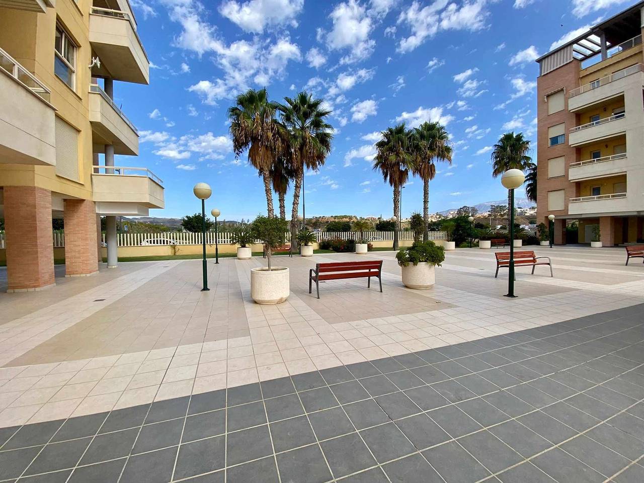 Apartamento entero, Apartamento acogedor 3 habitaciones con piscina en Torre del Mar in Torre del Mar, Costa del Sol