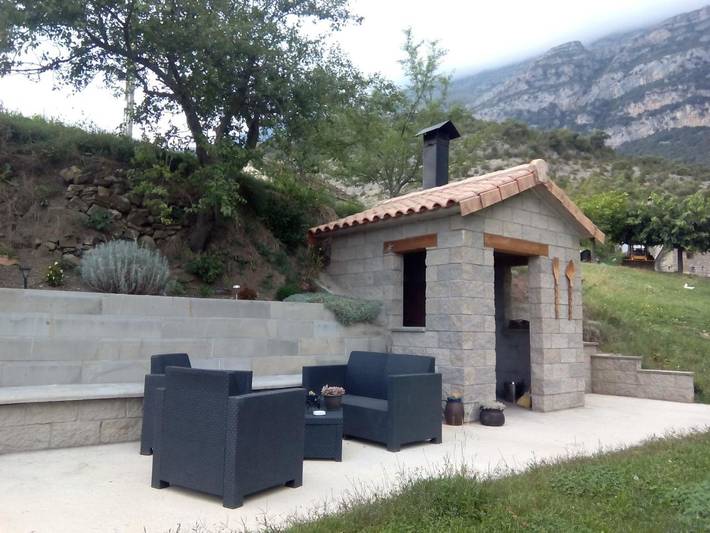 Casa rural para 5 personas, con Terraza además de Jardín y Vistas en Pirineo Aragonés - 2