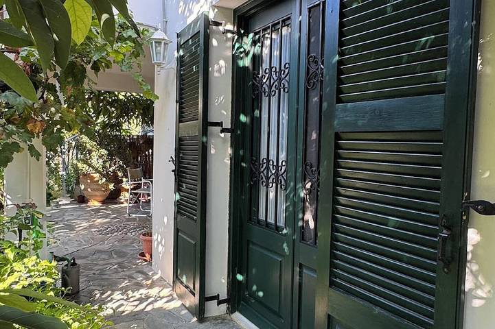 Ferienwohnung für 5 Personen, mit Garten in Asini