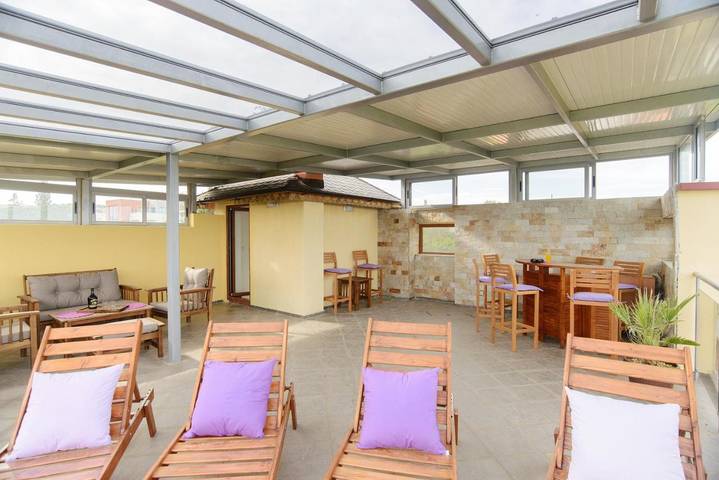 Dom wakacyjny dla 8 osób, z widok i basen oraz ogród i taras, zwierzęta dozwolone w Warna