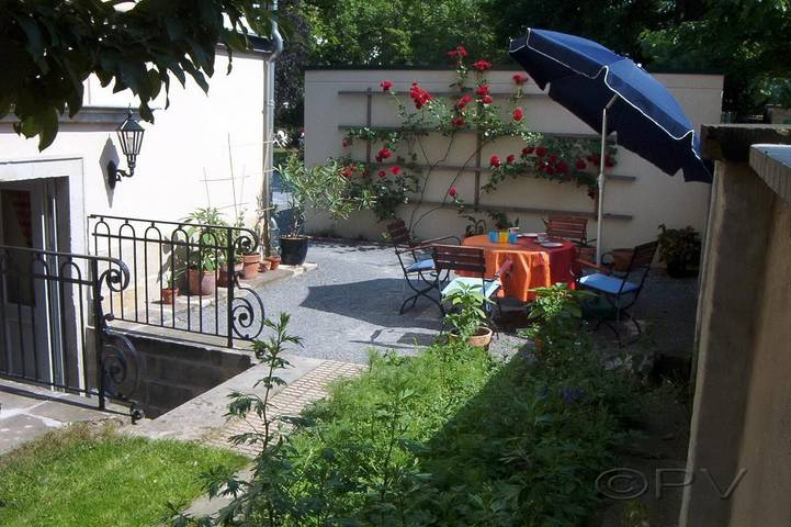 Ferienwohnung für 5 Personen, mit Terrasse und Garten in Dresden