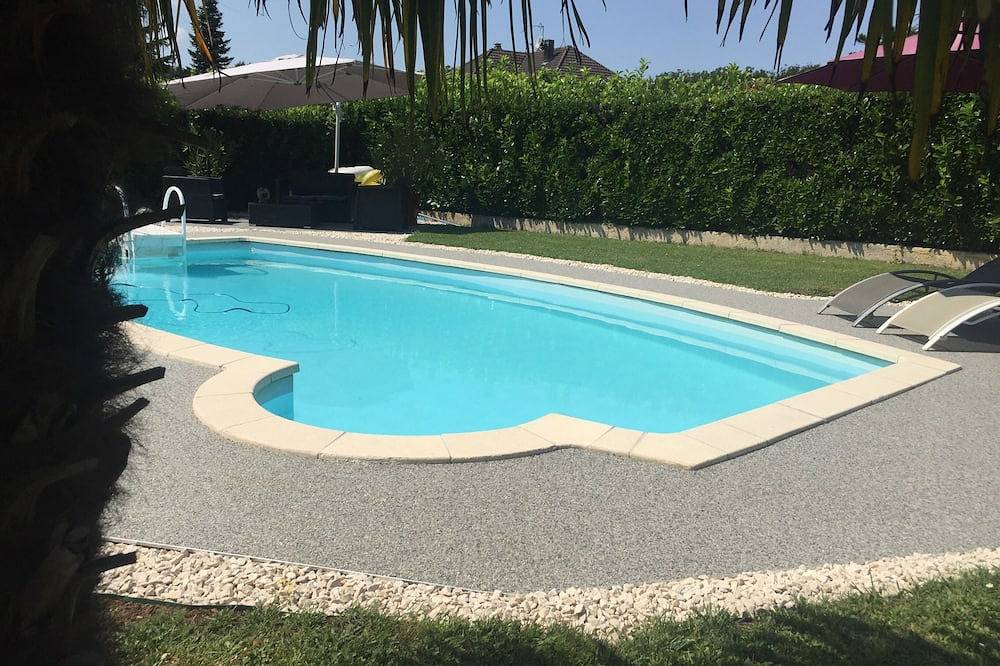 Villa pour 6 Personnes dans Moirans, Isère