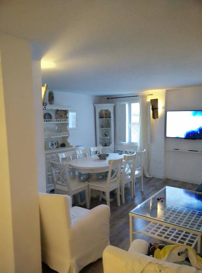 Chalet para 13 personas, con Balcón y Jacuzzi además de Terraza y Vistas en Provincia de Teruel - 3