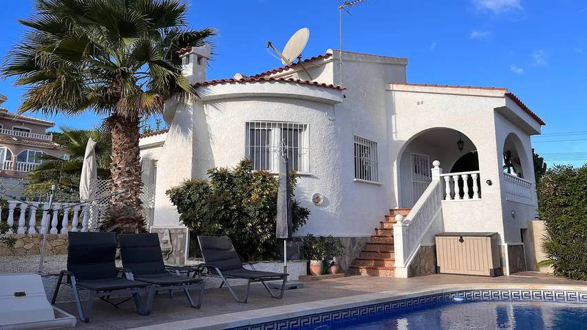Ferienhaus für 7 Personen, mit Pool und Garten in Ciudad Quesada - 2