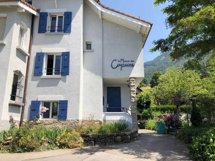 Location de vacances pour 2 personnes, avec vue sur le lac ainsi que vue et jardin à Blonay - 2