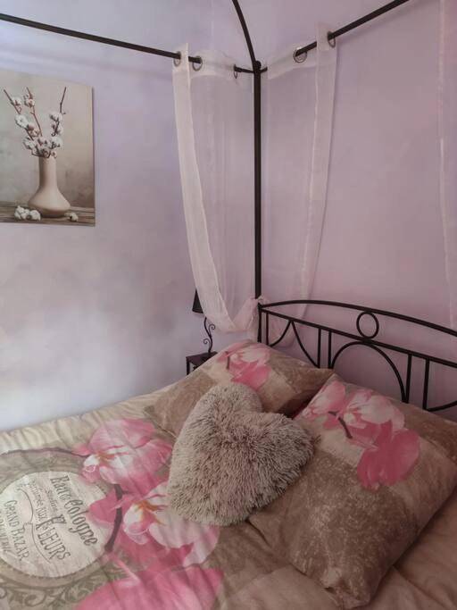 Gîte pour 2 personnes, avec jardin ainsi que jacuzzi et terrasse à Montaut (Ariège)