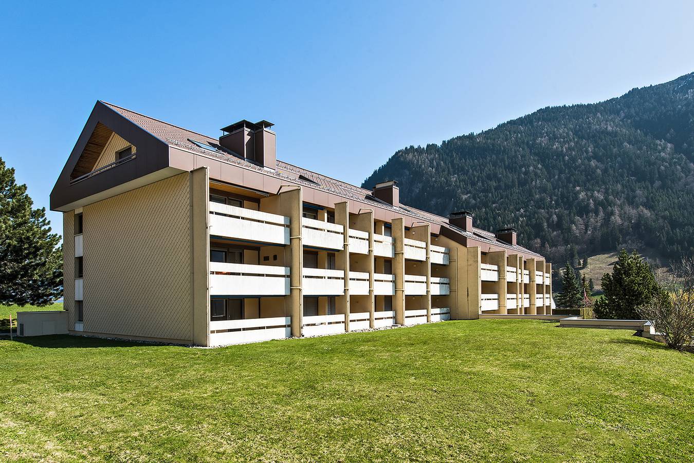 Entire holiday apartment, Appartementhaus Quadern - 2.5 room apartment A002 in Pfäfers, Chur Rhine Valley