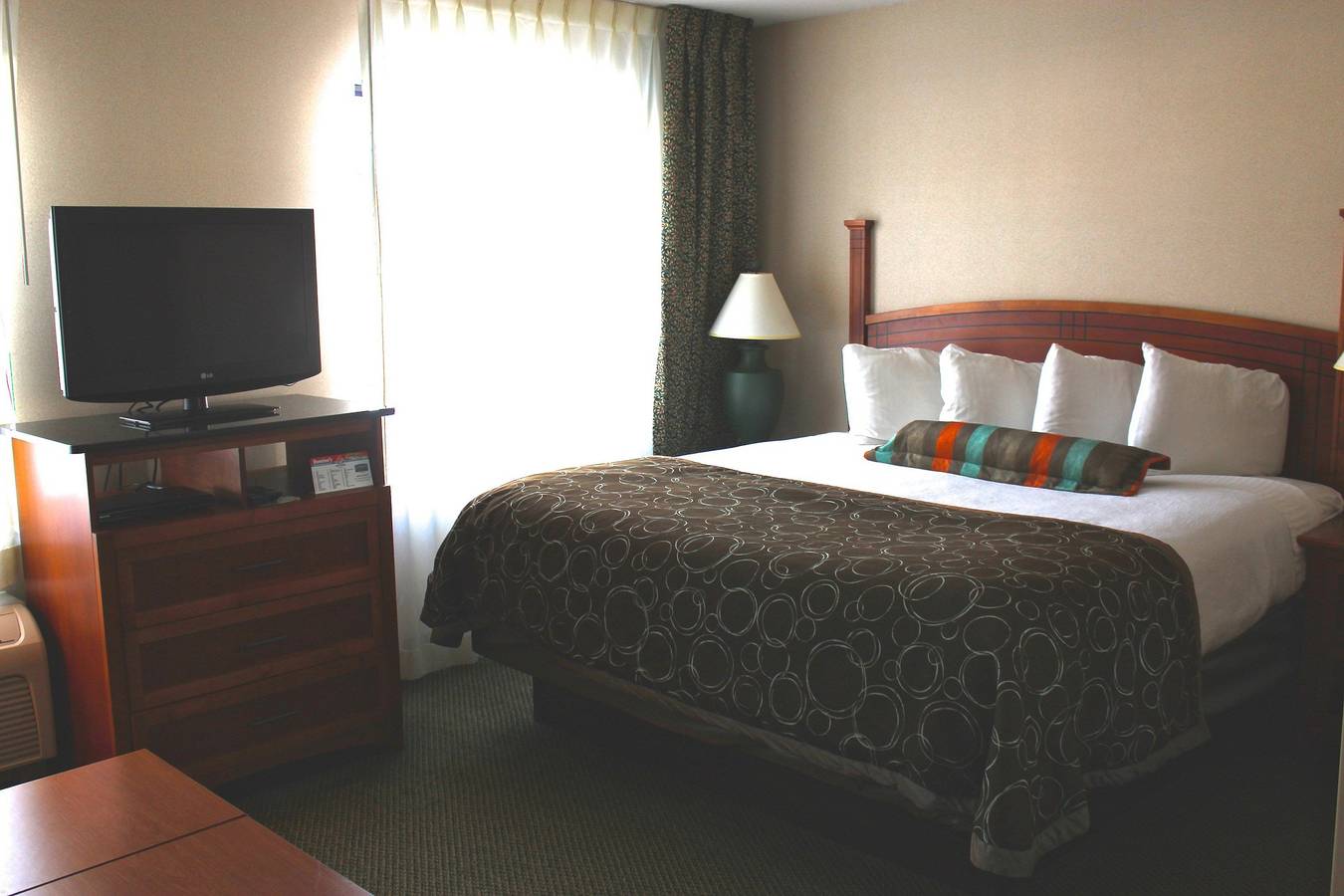Apartamento entero, Staybridge Grand Rapids - Airport in Kentwood, Míchigan