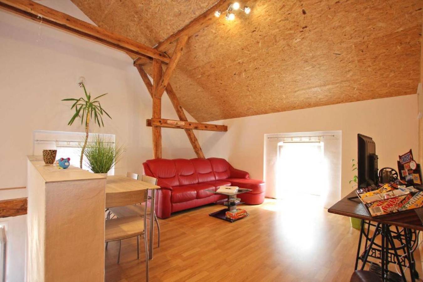 Ferienhaus 'Alter Stall' mit privater Terrasse, privatem Garten und Wlan in Melzow, Warnitz