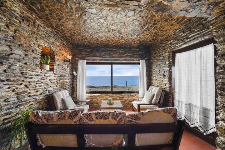 Gîte pour 6 personnes, avec terrasse à Apúlia - 2