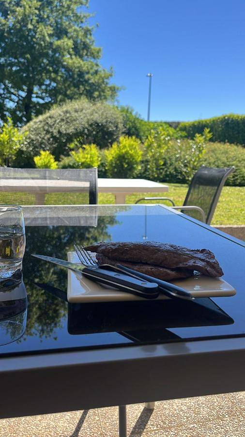 Gîte pour 4 personnes, avec jardin, animaux acceptés à Divonne-les-Bains