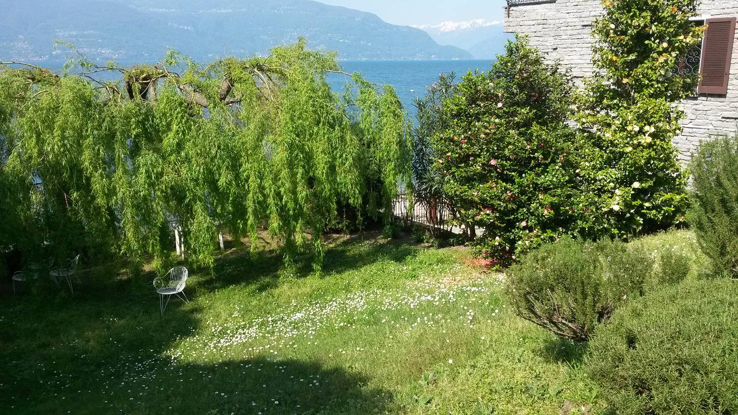 Entire apartment, Golfo Aranci in Porto Valtravaglia, Lago Maggiore (Lombardy)