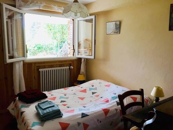 Gîte pour 2 personnes, avec jardin à Charnay-lès-Mâcon - 2